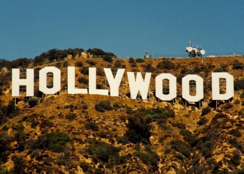Lista de “salarios excesivos” de Hollywood