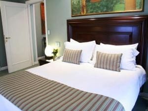 Claridge Hotel