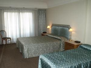 Hotel Plaza Del Sol