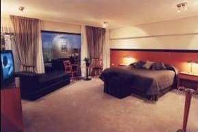 Suites Garden Park Hotel & Eventos (Hoteles en Tucumán)