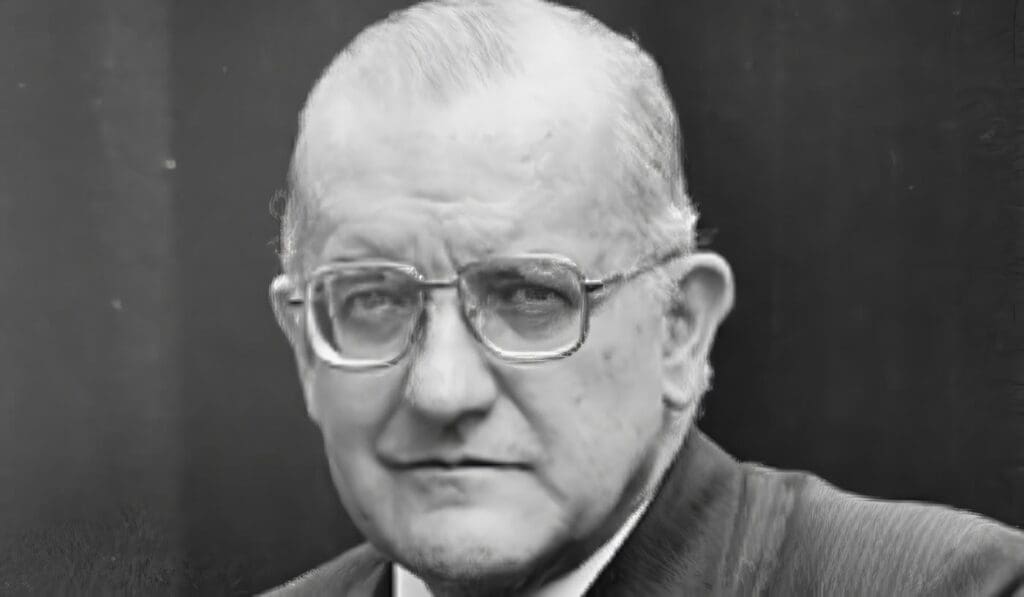 Adolfo De Francisco Zea, Académico Honorario