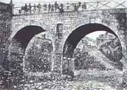 Puente de Colón sobre el río San Agustín