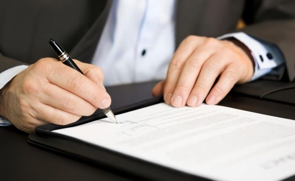 Qué Contrato me Conviene Firmar con mis Empleados